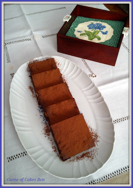 Raciones de Brownie de chocolate y nueces