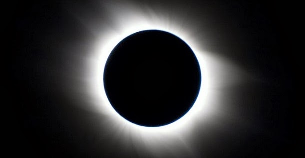 Primeira previsão de um eclipse solar