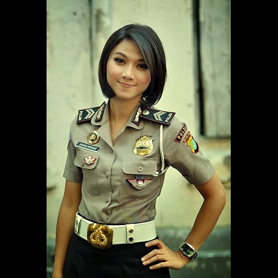  Model Rambut Pendek Polisi Wanita Atau Polwan Info Model 