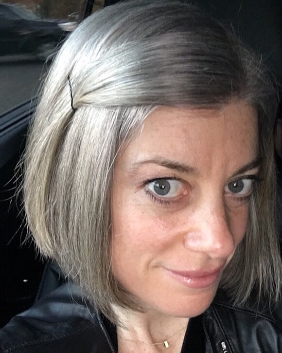 50 Women Who Didn't Dye Their Gray Hair And Still Look Gorgeous