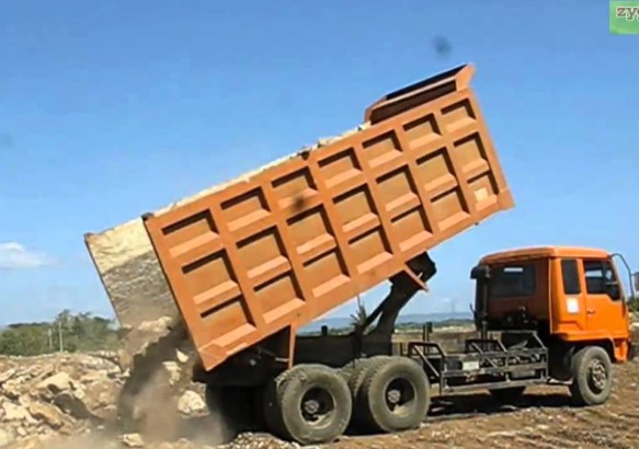 mitsubishi dump truk fuso