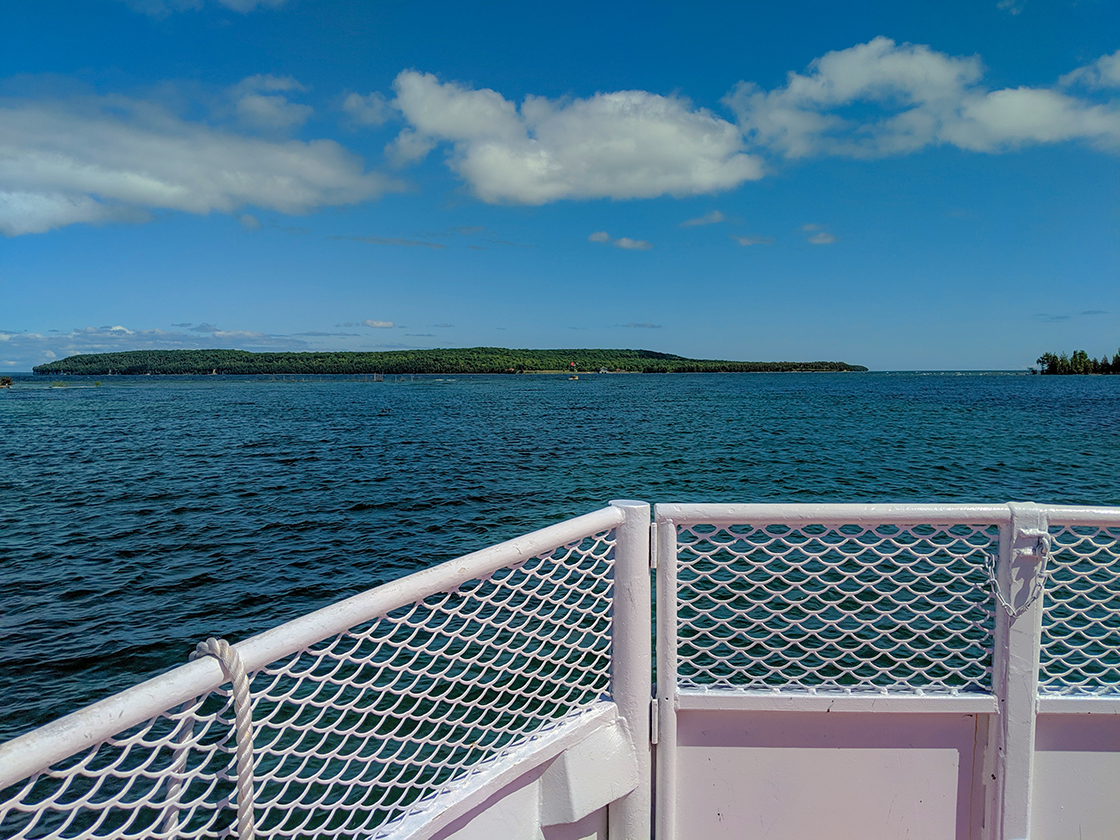 Karfi Ferry - Passenger Ferry from Washington Island to Rock Island