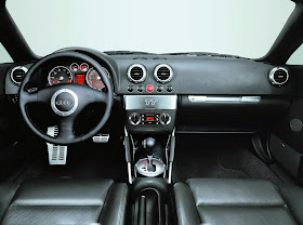 Audi TT interior with DSG gearbox