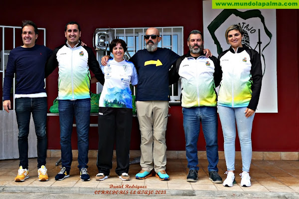 Presentación del equipo de corredores de Caminantes El Atajo 2023