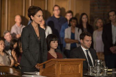 Burden Of Truth Season 2 Kristin Kreuk Image 5