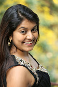 Kavya Kumar new Glam pics-thumbnail-7