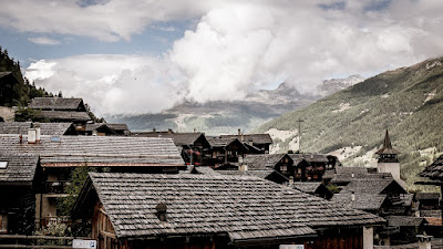 Grimentz , Alpes Suizos