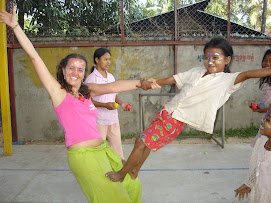Cambogia - Acrobatica