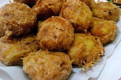 "How To Make Potato Fritters Food Typical Of The Desert"