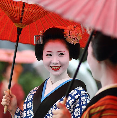 Fotografías e imágenes de Geishas (Mujeres y Kimonos)