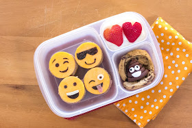 How to Make an Emoji Sandwich and Poop Emoji Cookie!