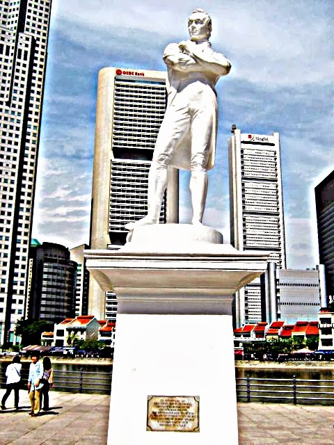 thomas+raffles+singapore.jpg