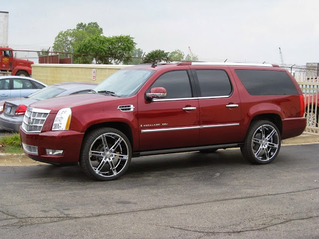 Cadillac Escalade Car Wallpaper