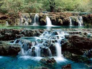 Amazing-Waterfall-Wallpapers