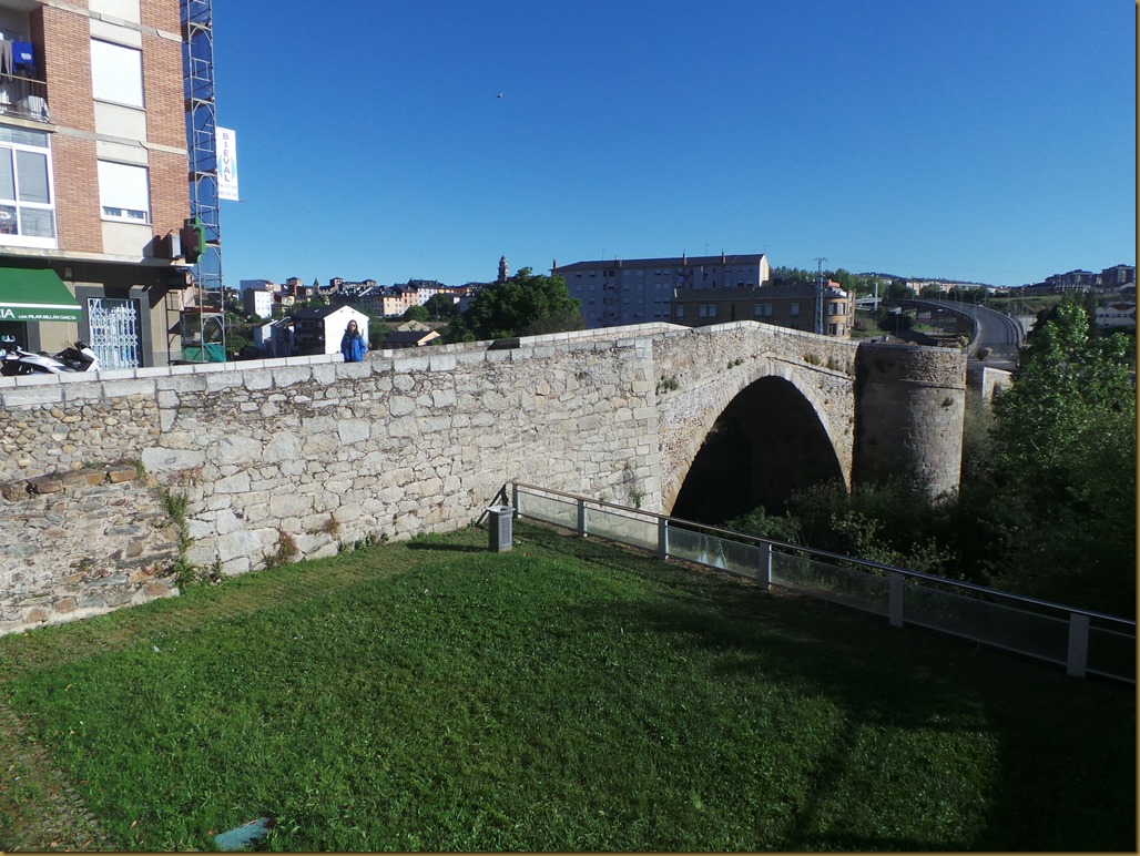 20180515_093235 Ponte Mediaval - Mascaron - Rio Boeza Ponferrada