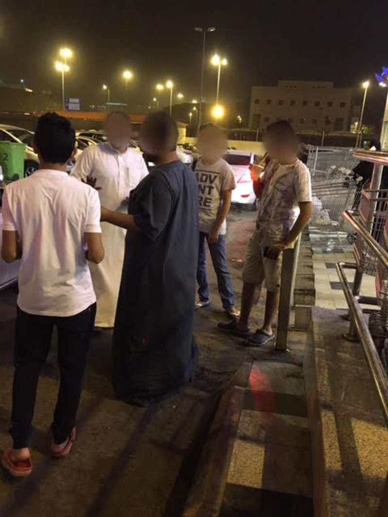 Berpakaian Layaknya Preman Di Kota Makkah, 50 Pemuda 
