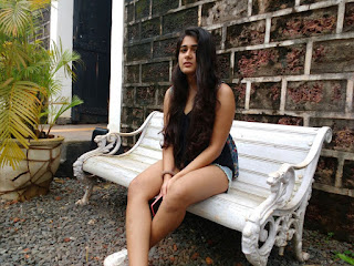 Shalini Pandey Latest hot Photo Gallery | Arjun Reddy Movie Heroine Shalini Pandey New Images