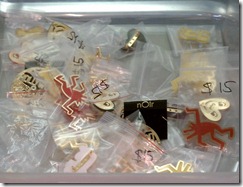 nOir-Sample-Sale-April-2011 (9)