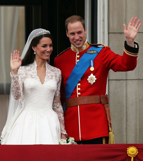 prince william and kate middleton kissing. Kate Middleton,Prince William