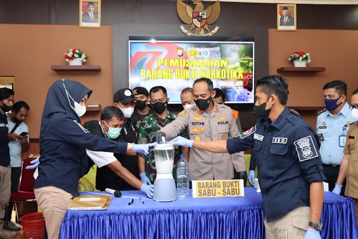 Satuan Narkoba Polres Takalar, Musnahkan Sabu Seberat 88,6910 Gram 