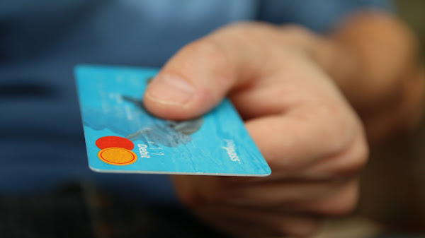 Methods that can help you use your credit card more safely