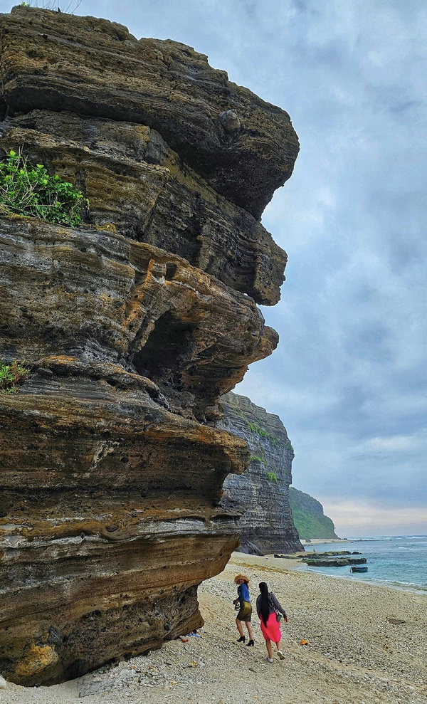 Hang Câu - Lý Sơn - Photo: Trung Vq