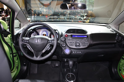 hybrid Honda Jazz 2011 Live in Paris