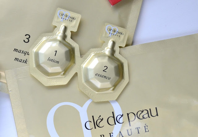 Cle de Peau Beaute Illuminating Concentrate Mask