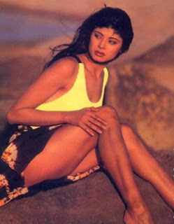 Pooja Batra in Supersexy swimsuit