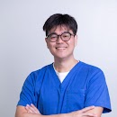 Dr. Kim 金醫師