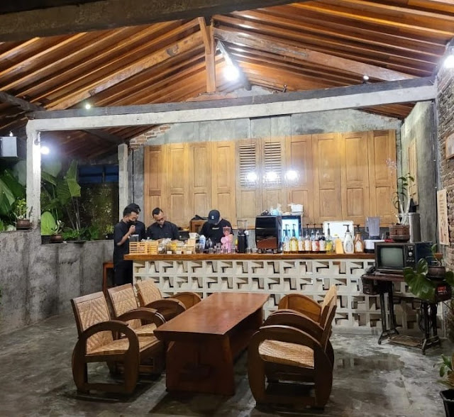 D'Bagong Coffee & Kitchen Magelang Jam Buka