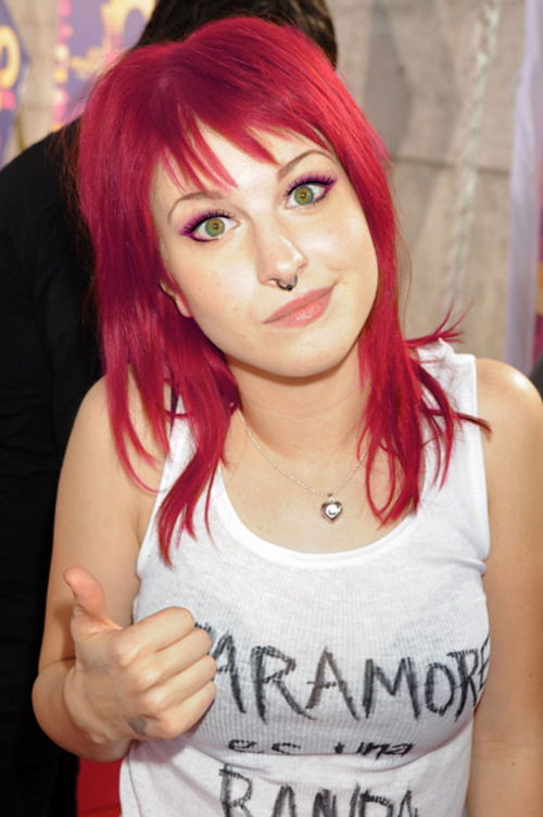 hayley williams hairstyle how to. hayley williams hair 2011.