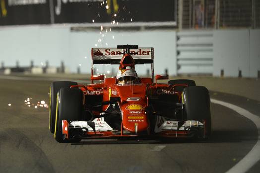 Vettel vince a Singapore da dominatore