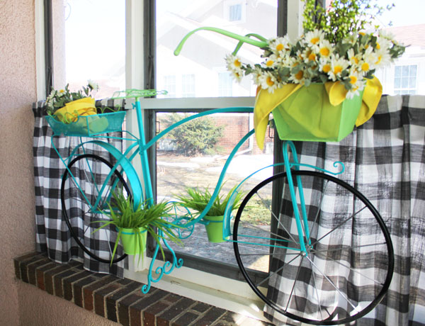 2019 Bachman's Spring Ideas House Tour from Itsy Bits And Pieces Blog