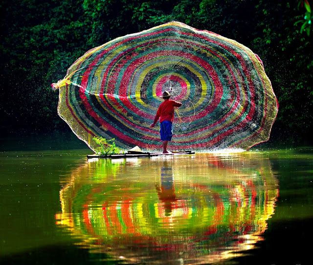 Rainbow Fishing Net