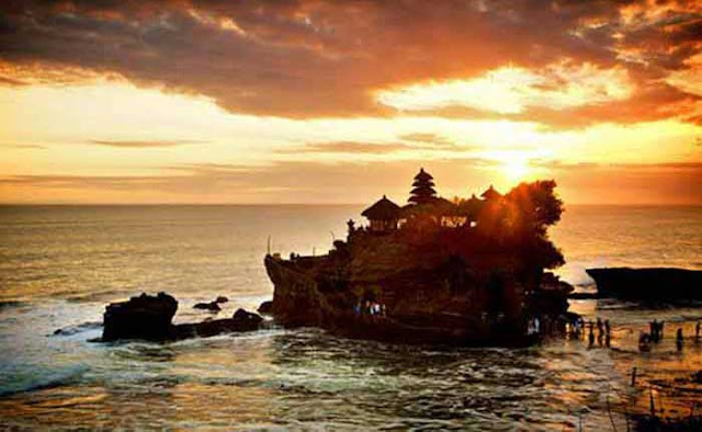 Sunset Terrace di Tanah Lot
