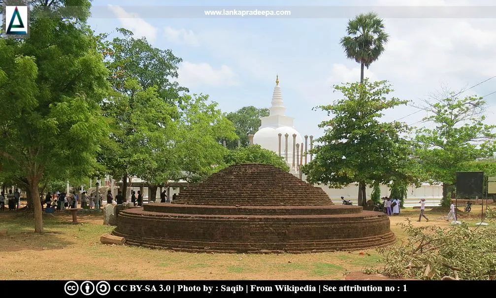 Padalanchana Chethiya