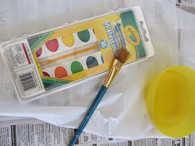 15 Minute Art Project: Hand Painted Tissue Paper {for gift bags} This is a lesson in pattern. [The Unlikely Homeschool]