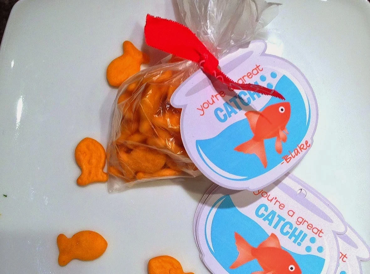 Silhouette, Silhouette project, valentine's day, project idea, goldfish, tag