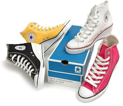   Converse Shoes on Ah  This Is So Cool  I Just Don T Want Plain Sneakers  I Need That
