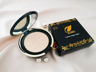 Exclusive Compact Powder SR12