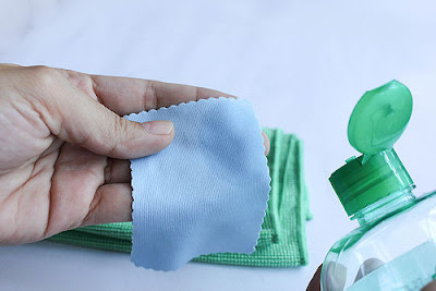 Moistening Microfiber Cloth