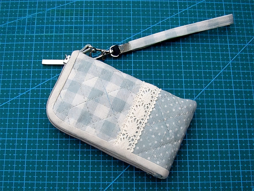 Two side Zipper Pouch Pattern & Tutorial