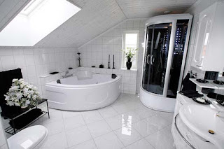 Modern Interior Design Bathroom Photo With Luxurious Decorations