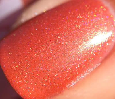 Addicted To Holos Indie Box, Philly Loves Lacquer Taisteal Sabhailte