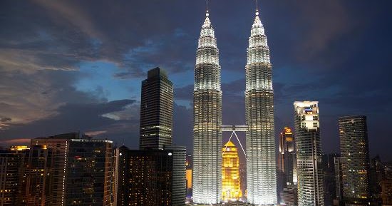 Daftar 10 Tempat  Wisata  di  Malaysia  yang Terkenal  Yoshiewafa