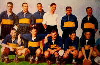 Club Atlético BOCA JUNIORS - Buenos Aires, Argentina - Temporada 1933 - Nardini, Piaggio, Silveyra, Yustrich, Pereyra y Arico Suárez; Corsetti, Sánchez, Varallo, Benítez Cáceres y Alberino - Subcampeón de la Liga argentina, tras el San Lorenzo de Almagro que ganó su primer título profesional