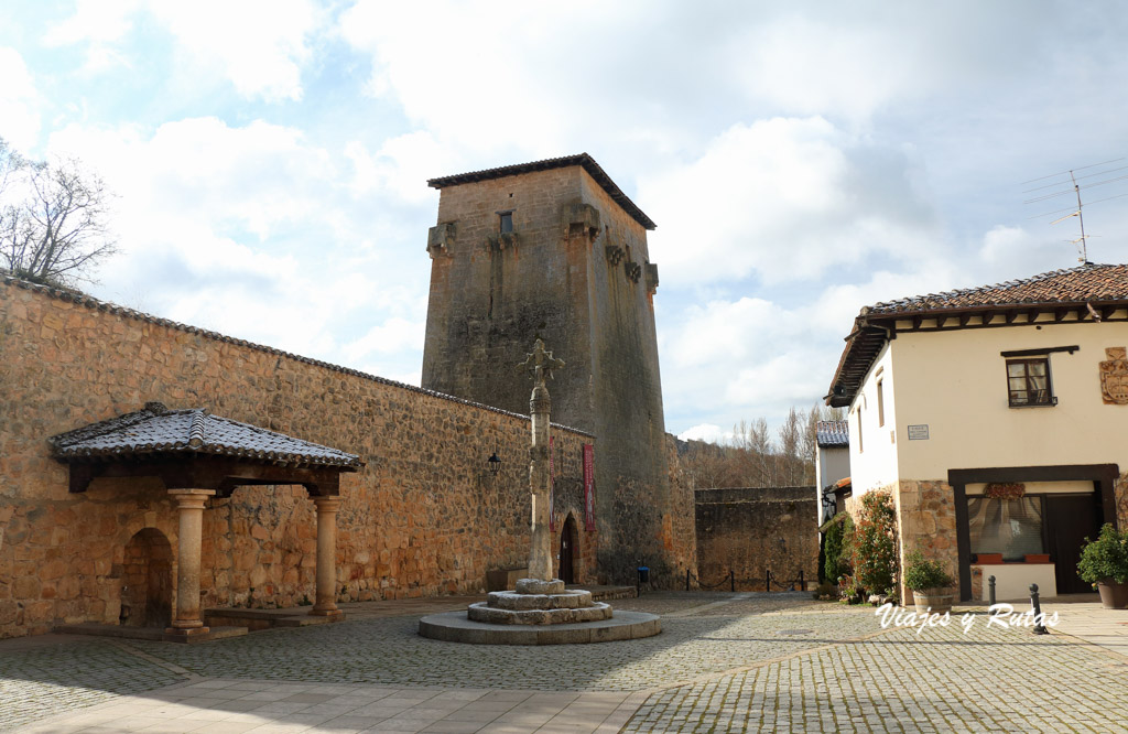 Plaza de Doña Sancha de Covarrubias