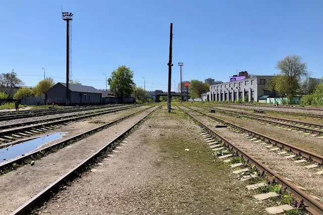 железнодорожная станция Бойня, Симоновская железнодорожная ветка, Остаповский путепровод