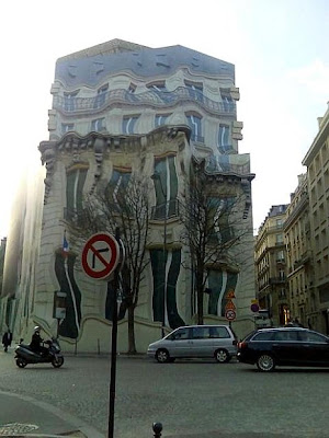 Melting Building